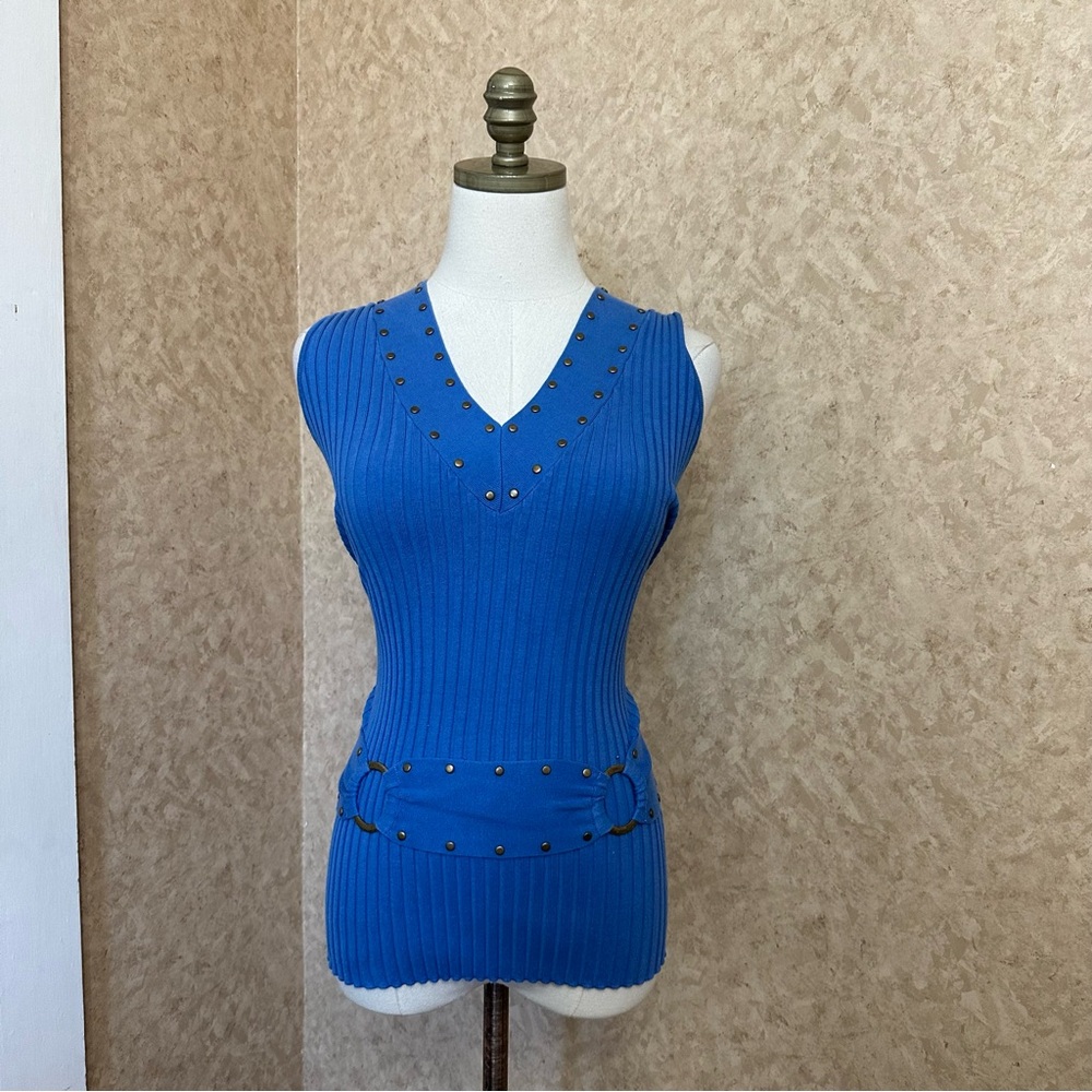 VTG Y2K 90s Light Blue Ribbed Belted Metal Loop Studded V-neck Sweater Top